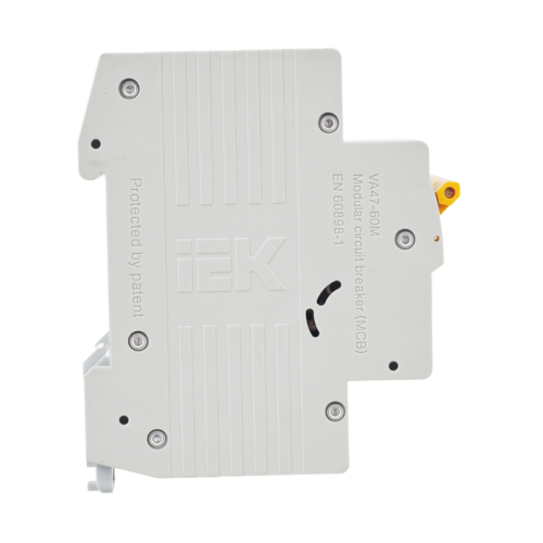 KARAT Авт. выкл. ВА47-60M 3P D 32А 6кА IEK